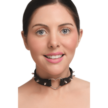Load image into Gallery viewer, Spiked Heart Choker
