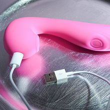 Load image into Gallery viewer, Evolved The Note Double Ended Clitoral Stimulator Thumping Vibrator Oral Sex Toy