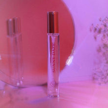Load image into Gallery viewer, Bloom Pheromone Body Spray Sunny Daze Attract Him 10ml
