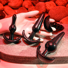 Load image into Gallery viewer, Selopa INTRO TO PLUGS Black Butt Plugs - Set of 4
