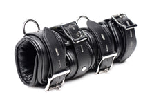 Load image into Gallery viewer, Slave Bondage Shackle Set
