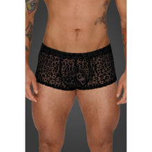Load image into Gallery viewer, Leopard Flock Short Shorts
