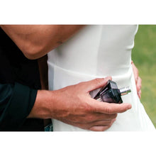 Load image into Gallery viewer, Matchmaker Pheromone Body Spray Black Diamond Attract Her 30ml
