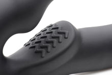 Load image into Gallery viewer, Evoke Rechargeable Vibrating Silicone Strapless Strap On
