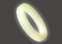 Load image into Gallery viewer, Classic Silicone Medium Stretch Penis Ring 36mm Glow In The Dark
